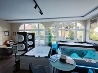 Budakeszi Üzlethelyiség