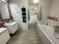 Biatorbágy Lakás (téglaépítésű)