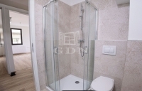 Budapest VI. kerület Lakás (csúsztatott zsalu)