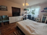 Csömör Üzlethelyiség