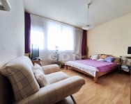 Zalaegerszeg Lakás (csúsztatott zsalu)