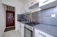 Budapest XVI. kerület Lakás (csúsztatott zsalu)