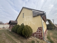 Bőny Családi ház