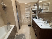 Komárom Lakás (téglaépítésű)