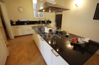 Budapest V. kerület Lakás (téglaépítésű)