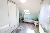 Üllő Lakás (téglaépítésű)