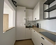 Budapest XIV. kerület Lakás (csúsztatott zsalu)