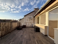 Vác Lakás (téglaépítésű)