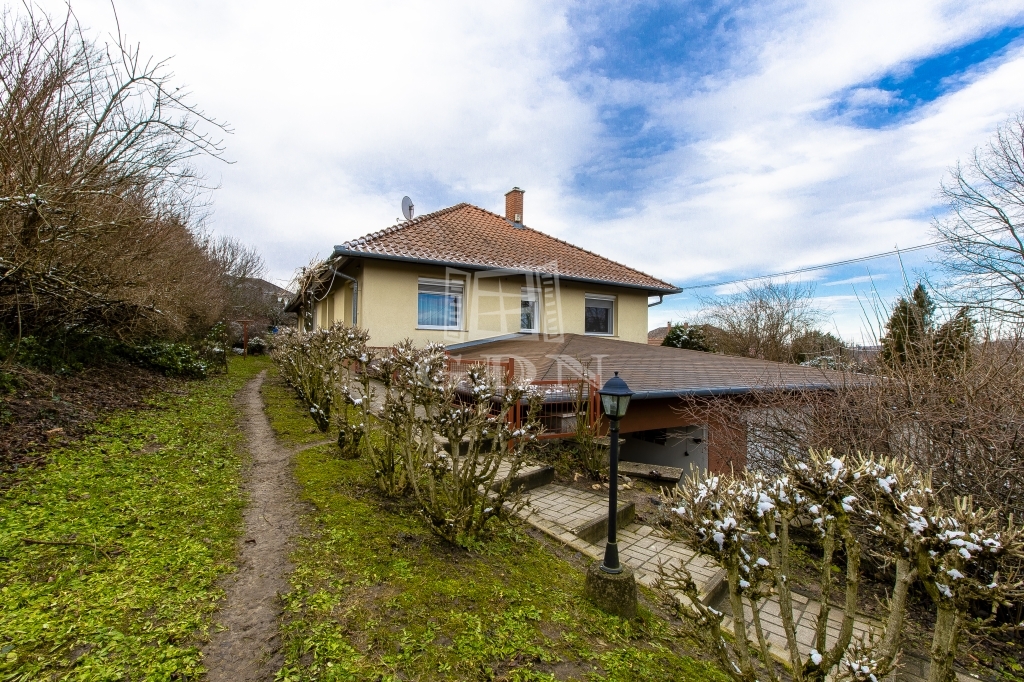 For sale Pécel Family House